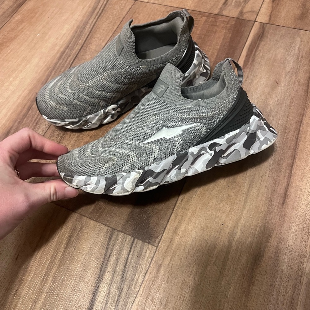Avia Kids Shoes in Gray and Black